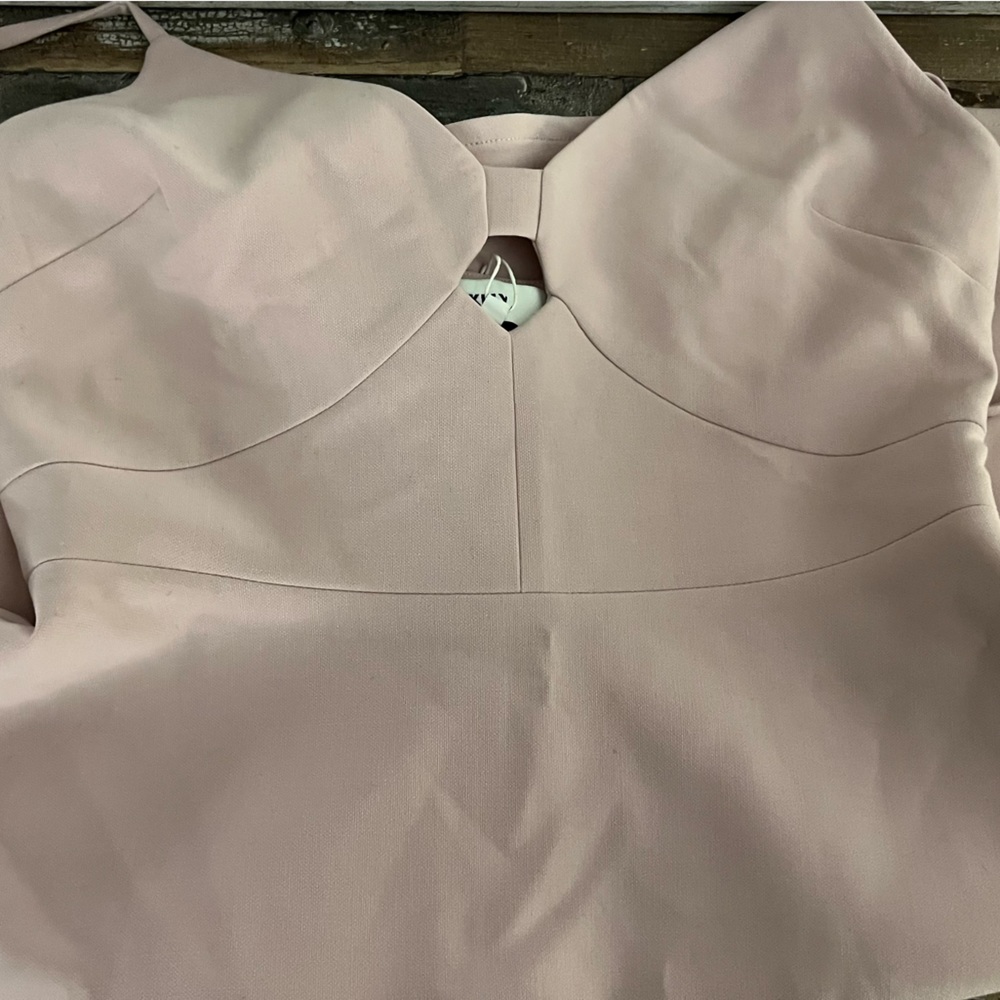 Likely pink short dress. Size 4. NWT. Never worn.
